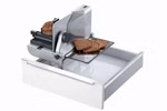 Ritter Einbau-Allesschneider AES 62 SL mit linksseitiger Schneidgutführung.