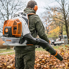 STIHL Rückentragbares Blasgerät BR 800 C-E STIHL Rückentragbares Blasgerät BR 800 C-E