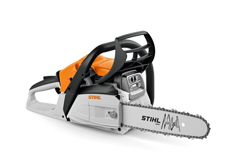 MS 162, PM3, Schienenlänge 30 cm STIHL BENZIN-KETTENSÄGE MS 162 schräg auf Kettenspanner