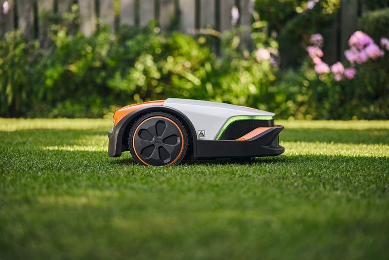 STIHL Mähroboter iMOW 6 MÄHROBOTER IMOW® 6