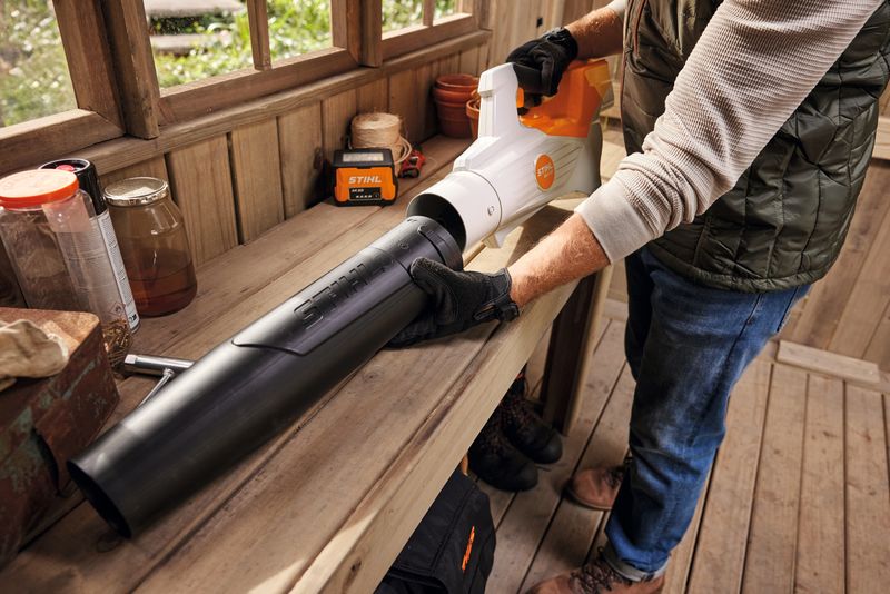 STIHL Akku Blasgerät BGA 50 Set Akku-Laubbläser STIHL BGA 50
