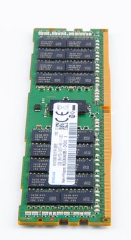 SAMSUNG 32GB DDR4 RAM Module | Servershop24