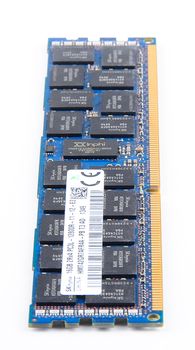 N*a様 SK hynix 16GB 2Rx4 PC3L-12800R 117967-4.jpg