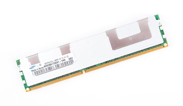 middle size zoom image