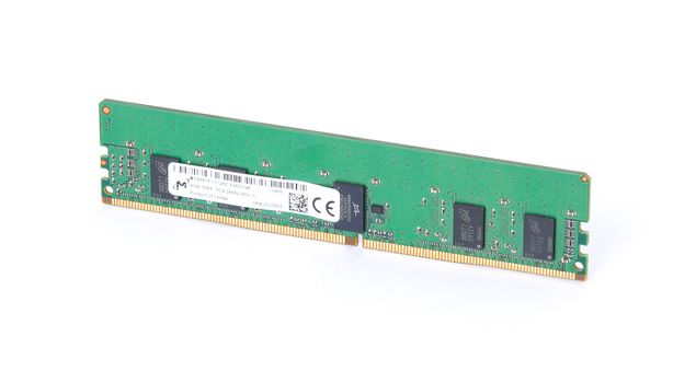 middle size zoom image