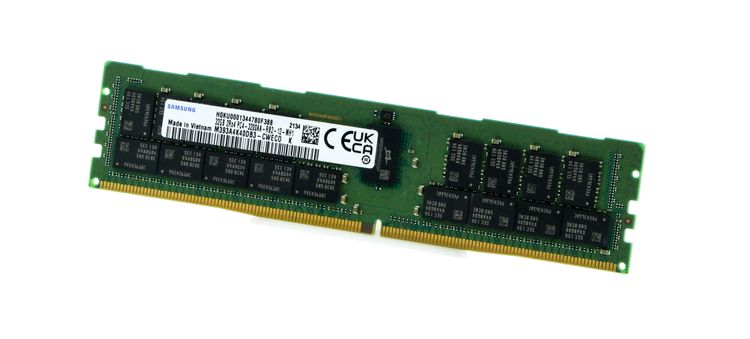 middle size zoom image