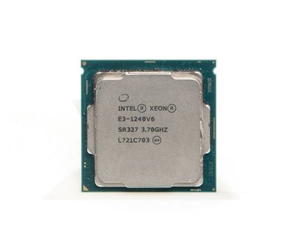 middle size zoom image