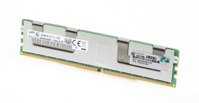 middle size zoom image