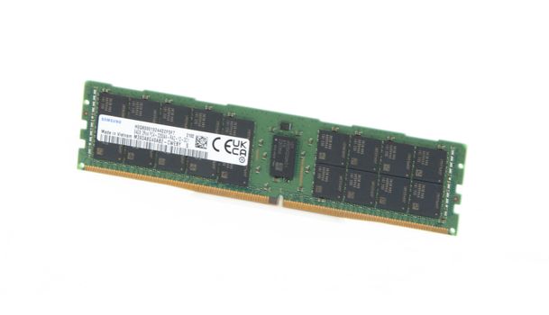 middle size zoom image