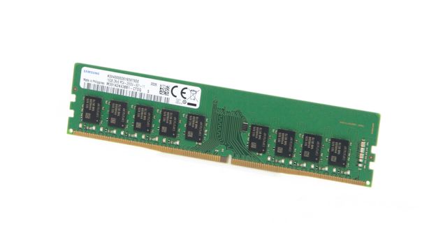 middle size zoom image
