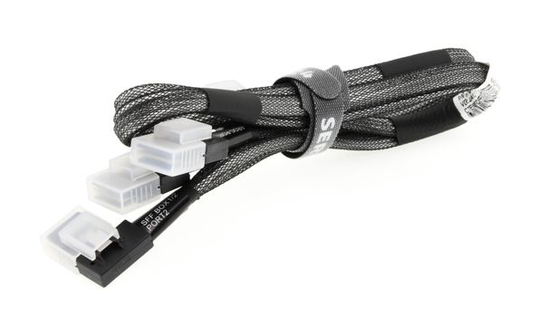 middle size zoom image