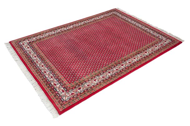 Handgeknuepfter-Teppich-Orient-Mir-7-52-rot-233x17