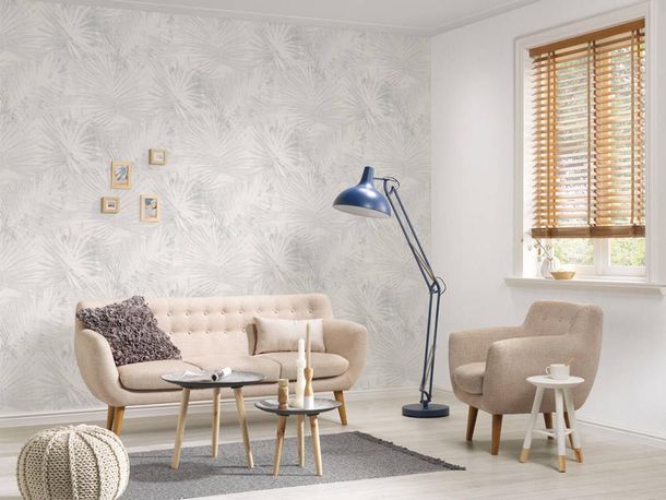 Artikelbild Vlies Tapete Palmenblatt hellgrau Hygge livingwalls 36385-1