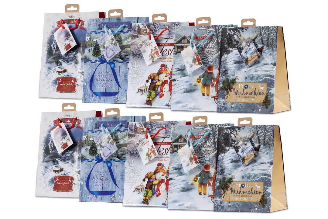 Weihnachten-Schnee-Winter-Medium.jpg