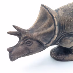 Triceratops braun Dinosaurier Ton Aquarium Dekoration Porträt Triceratops braun Dinosaurier Ton Aquarium Dekoration Porträt (Produktbild)