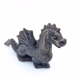 Drachen Figur aus Ton Drache stehend braun Drachen Figur aus Ton Drache stehend braun (Produktbild)