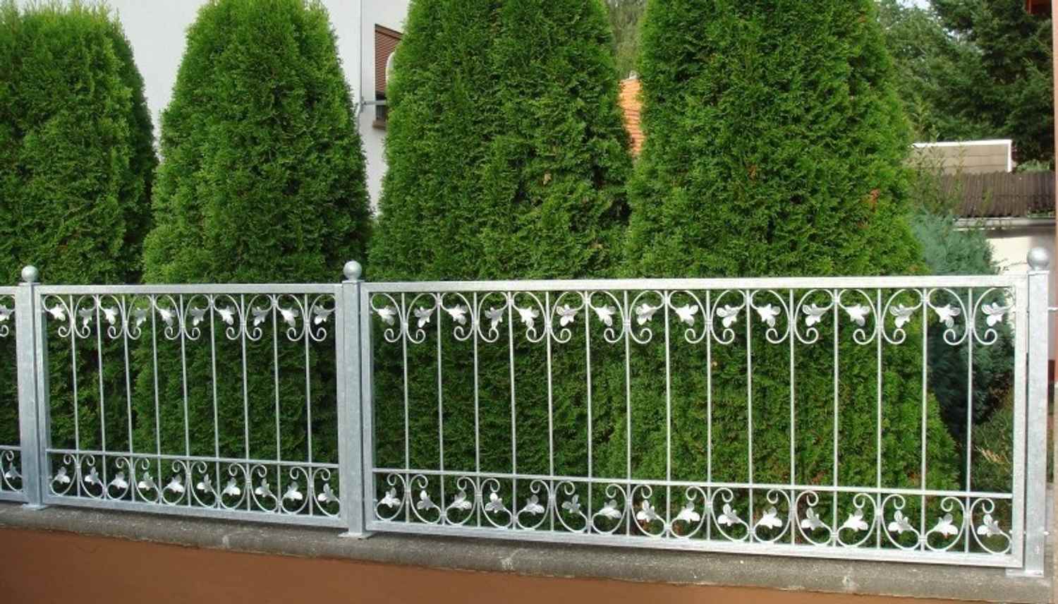 Schmiedeeisen Metallzaun Zaunelement Monaco-Z100/300 Geländer Feuer Verzinkt Schmiedeeisen Metallzaun Zaunelement Monaco-Z100/300 Geländer Feuer Verzinkt