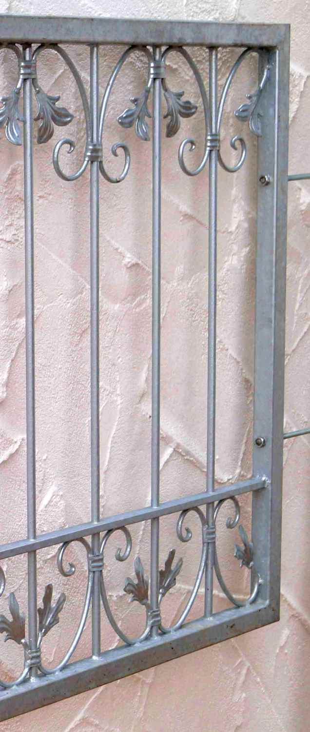 Fenstergitter Metall Schmiedeeisen Gitter Einbruchschutz Monaco-Z140/102 Feuerverzinkt Fenstergitter Metall Schmiedeeisen Gitter Einbruchschutz Monaco-Z140/102 Feuerverzinkt
