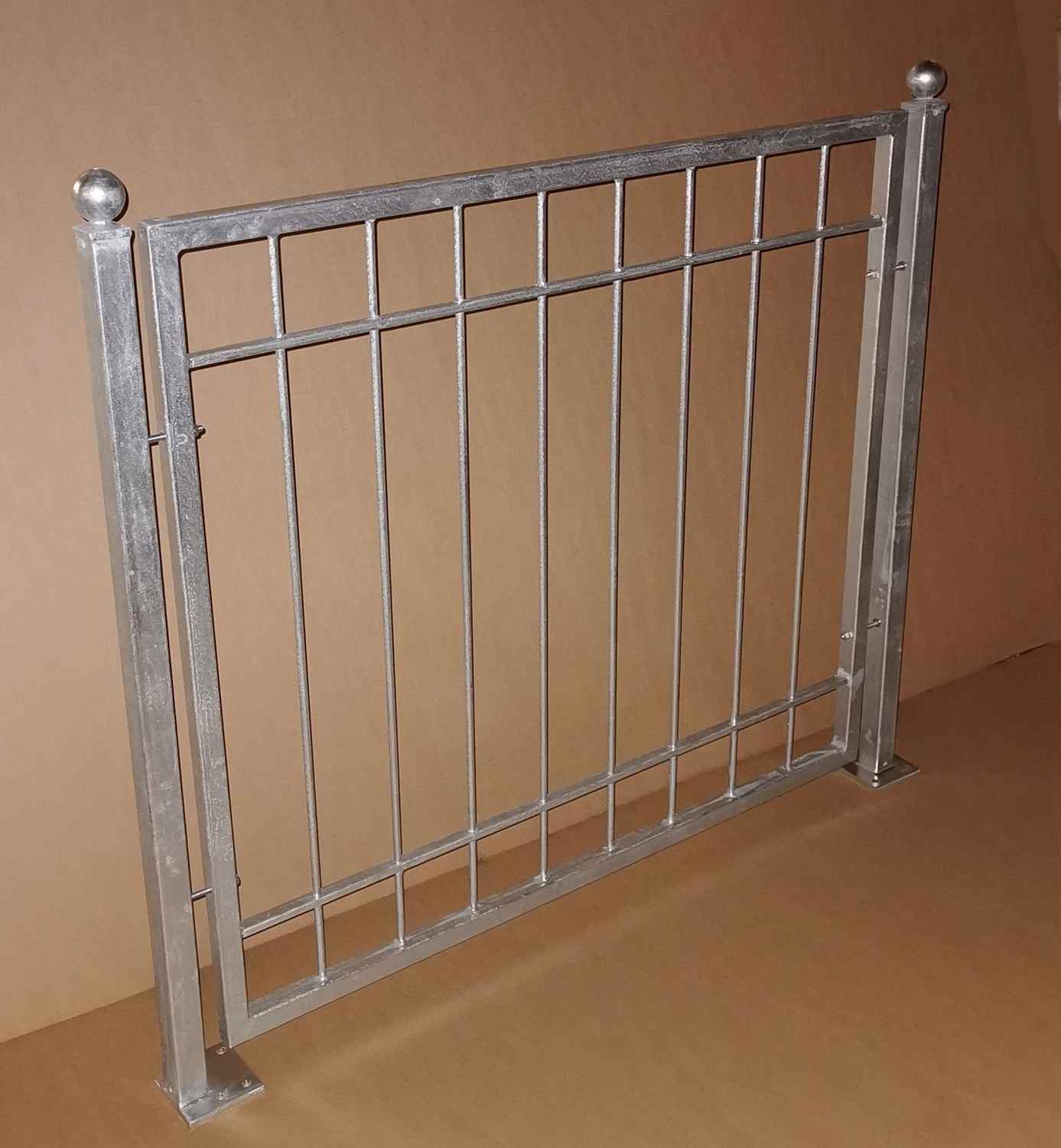 Metall Zaun Zäune modern Balkon Boston-Z120/200 m. Untergurt Feuer verzinkt Metall Zaun Zäune modern Balkon Boston-Z120/200 m. Untergurt Feuer verzinkt