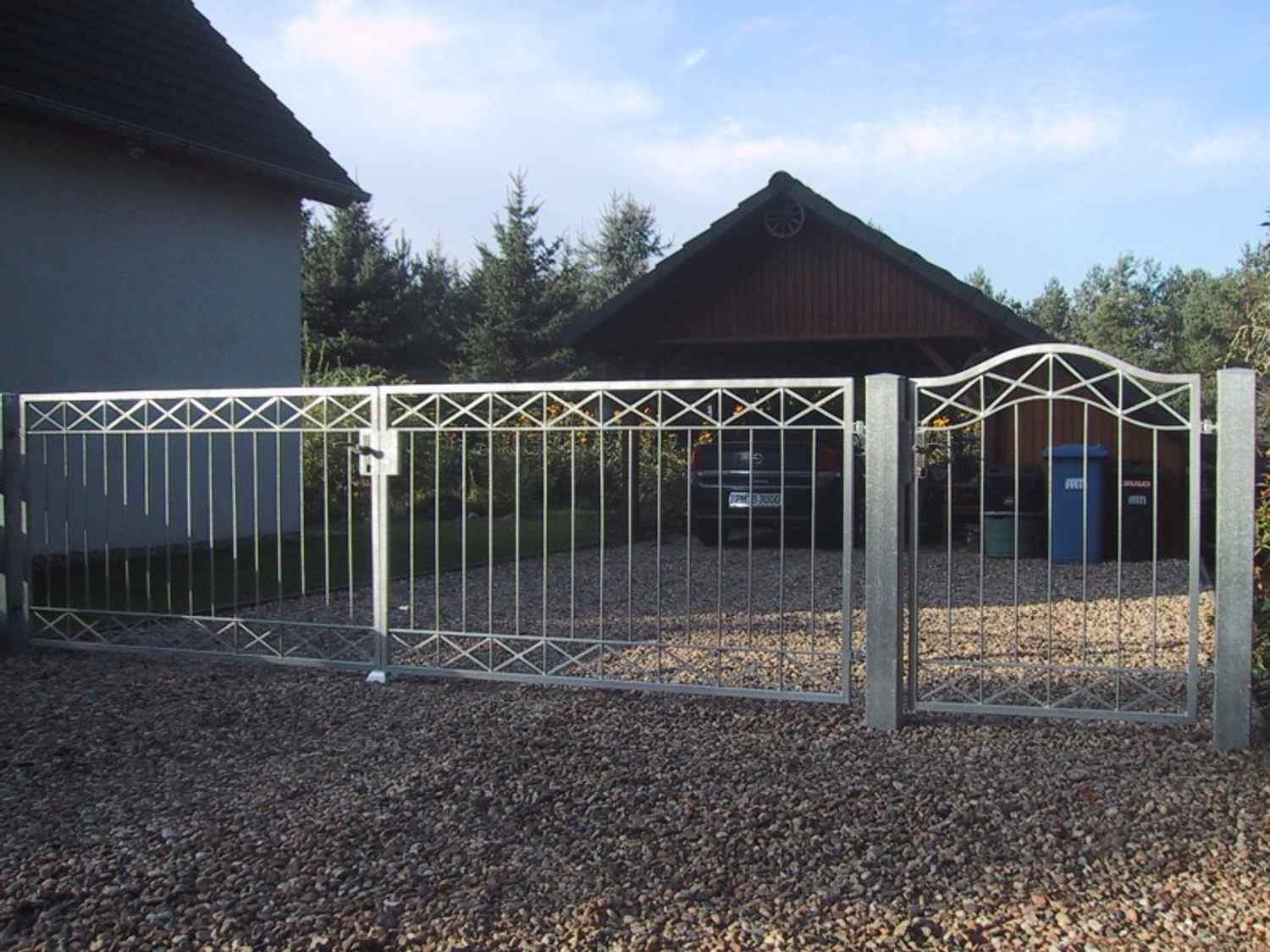 Metall Gartentor Tor mit Pforte Modern Crossline-GFT500/100S Verzinkt P.-Set 100 Metall Gartentor Tor mit Pforte Modern Crossline-GFT500/100S Verzinkt P.-Set 100