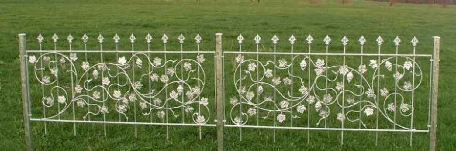 10 Meter Eisenzaun Metallzaun Schmiedeeisen Zaun Bachus-Z100/200 verzinkt 10 Meter Eisenzaun Metallzaun Schmiedeeisen Zaun Bachus-Z100/200 verzinkt