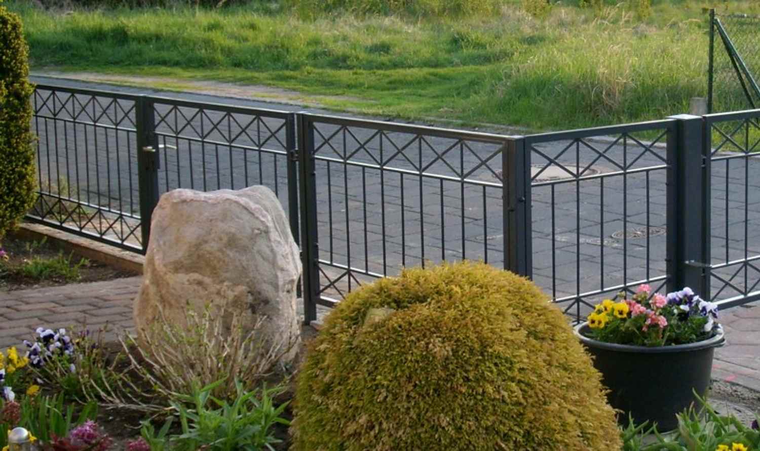 10 Meter Gartenzaun Metall Modern Zaun Zäune Balkon Tor Crossline-Z120/200 Feuer Verzinkt 10 Meter Gartenzaun Metall Modern Zaun Zäune Balkon Tor Crossline-Z120/200 Feuer Verzinkt