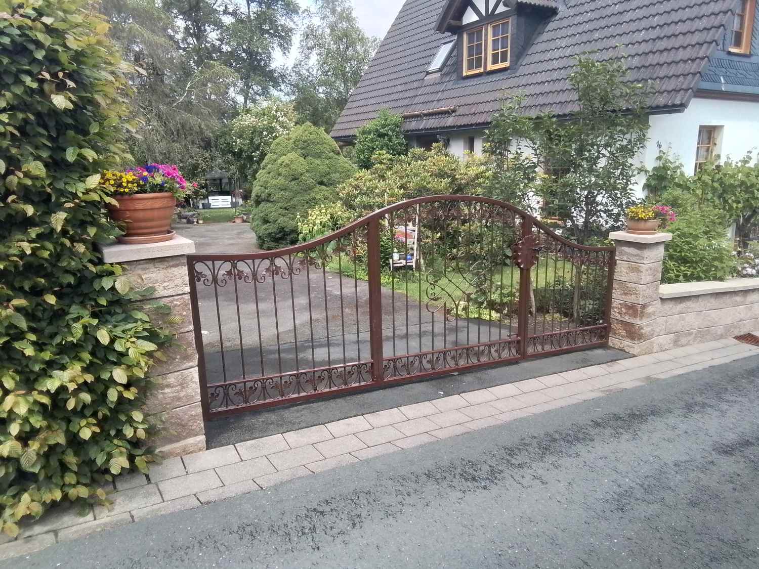 Gartentor Hoftor Tor mit Tür Schmiedeeisen Monaco-GTAS250/100S Verzinkt P.-Set Gartentor Hoftor Tor mit Tür Schmiedeeisen Monaco-GTAS250/100S Verzinkt P.-Set