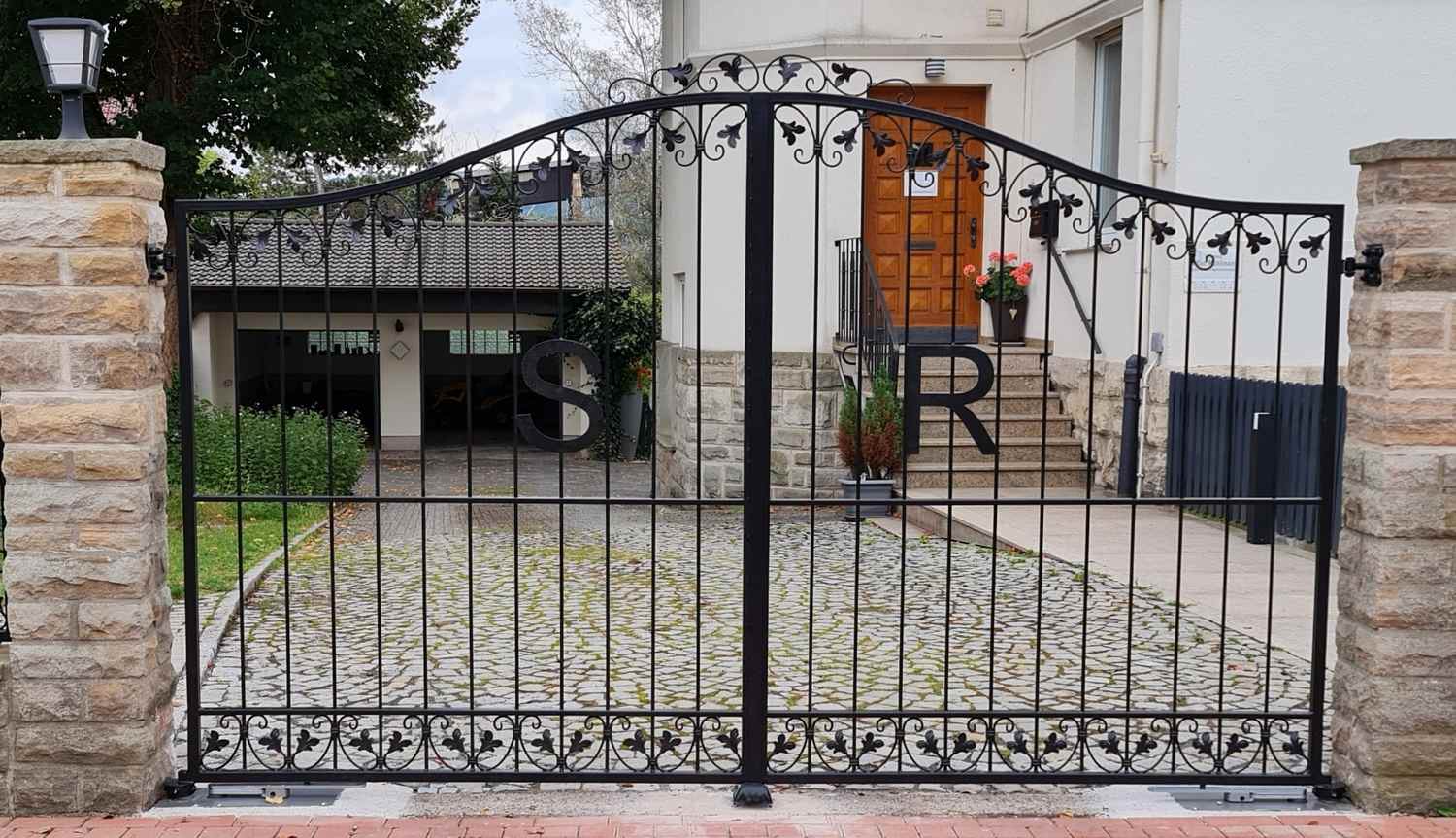 Gartentor Hoftor Tor Metall Einfahrtstor Eisen Monaco-GT300/150/30S Verzinkt Gartentor Hoftor Tor Metall Einfahrtstor Eisen Monaco-GT300/150/30S Verzinkt