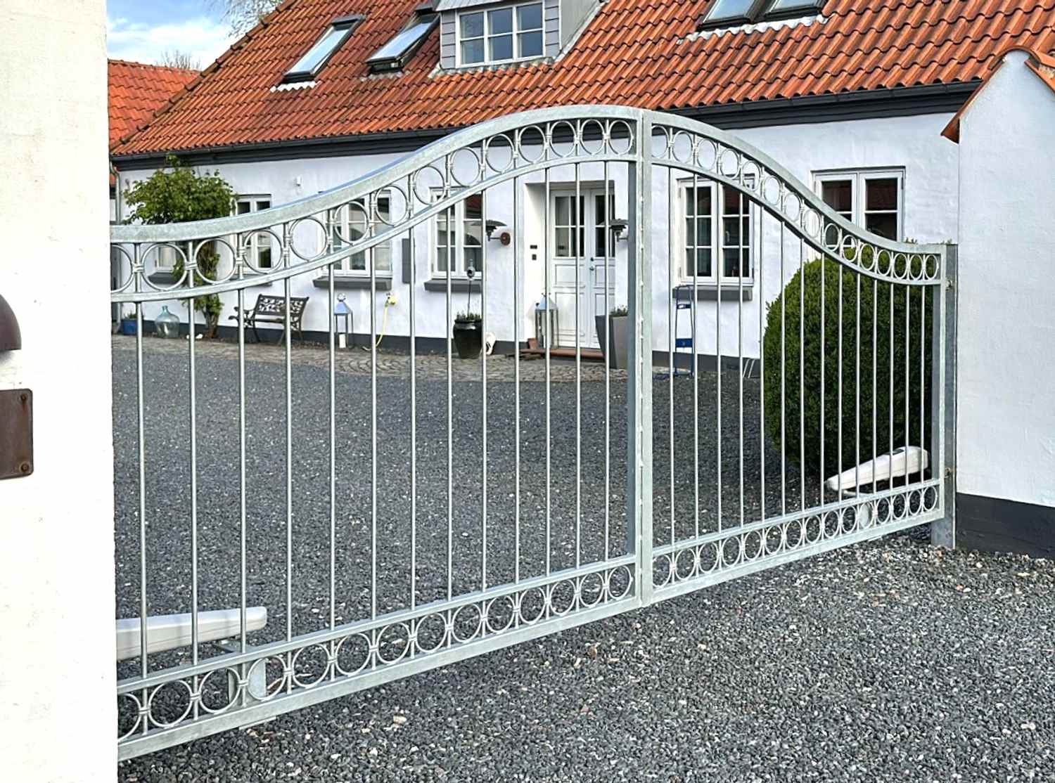 Gartentor Hoftor Tor Metall Eisen Anello-GT300/100A Antrieb Feuer Verzinkt Gartentor Hoftor Tor Metall Eisen Anello-GT300/100A Antrieb Feuer Verzinkt