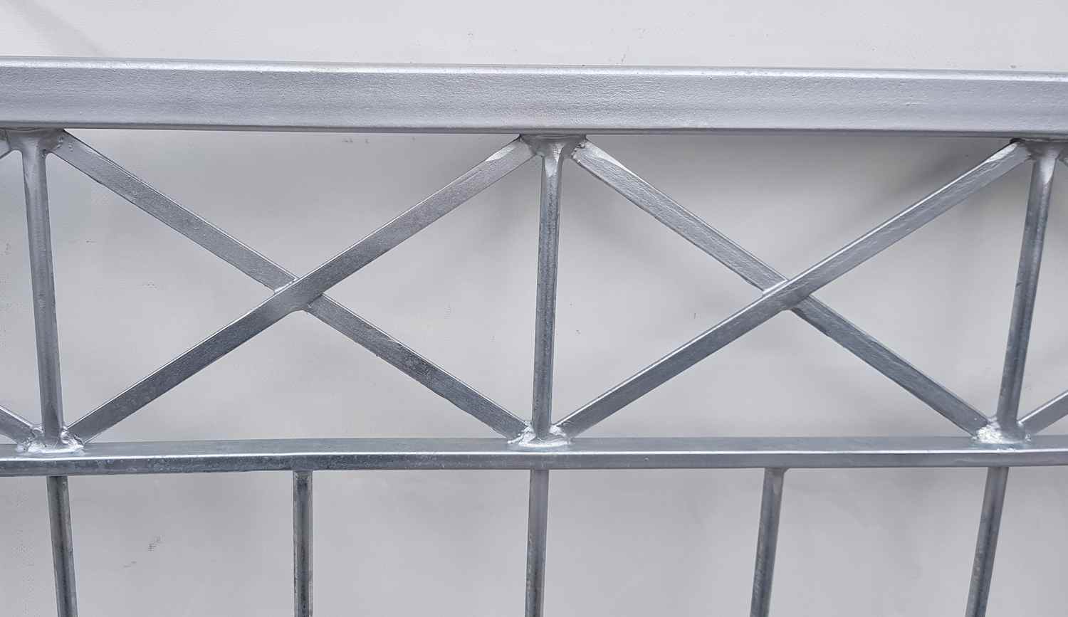 Gartentor Hoftor Einfahrtstor Metall modern Crossline-FT400/80R P.-Set 100 Feuer Verzinkt Gartentor Hoftor Einfahrtstor Metall modern Crossline-FT400/80R P.-Set 100 Feuer Verzinkt