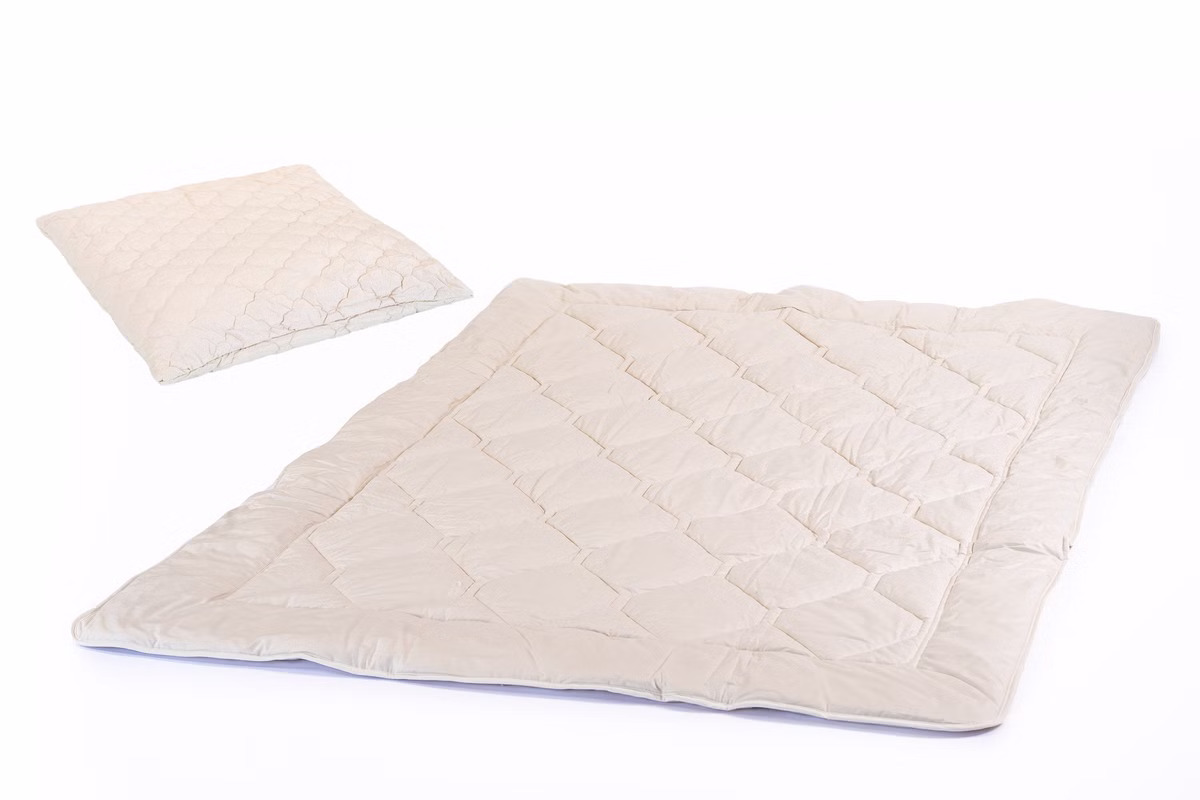 Set Decke mit Kissen aus Hanf & Baumwolle, bionik Set Decke mit Kissen aus Hanf & Baumwolle, bionik