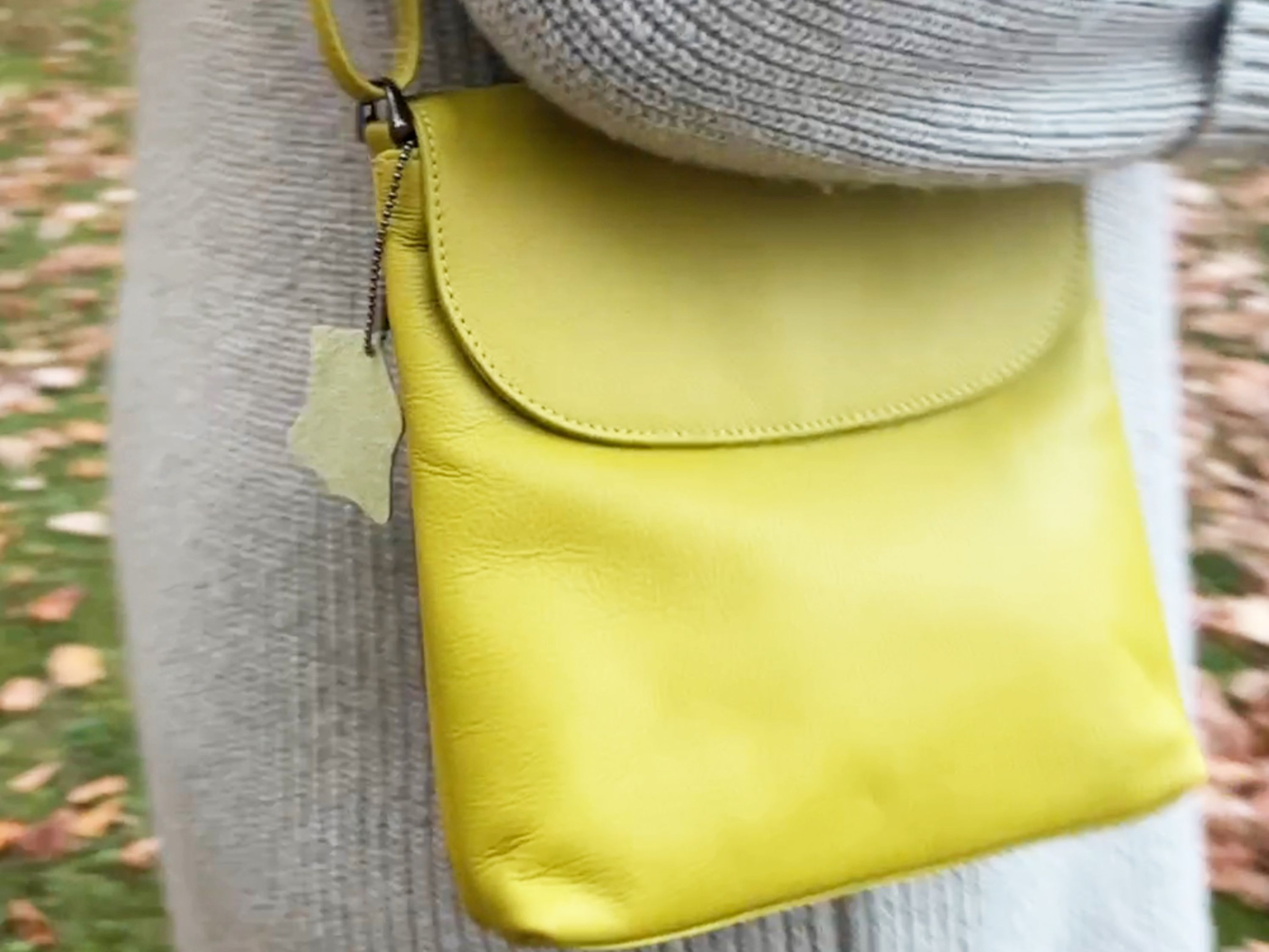 Josephine Osthoff Damen Handtasche klein leicht echt Leder crossbody Umhängetasche (109)