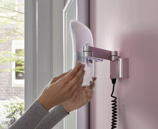 ecmidim0047372.jpg Milieubild zu Wand-Kosmetikspiegel mit Beleuchtung 5-fach