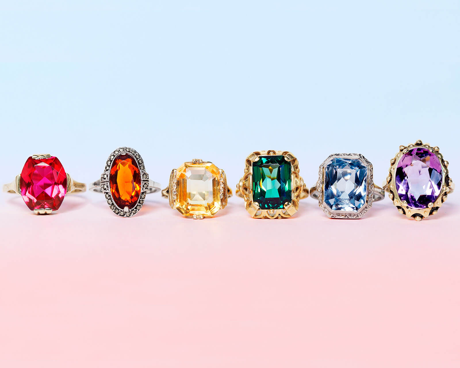 Antiker Schmuck erzählt Geschichten Antiker Schmuck erzählt Geschichten