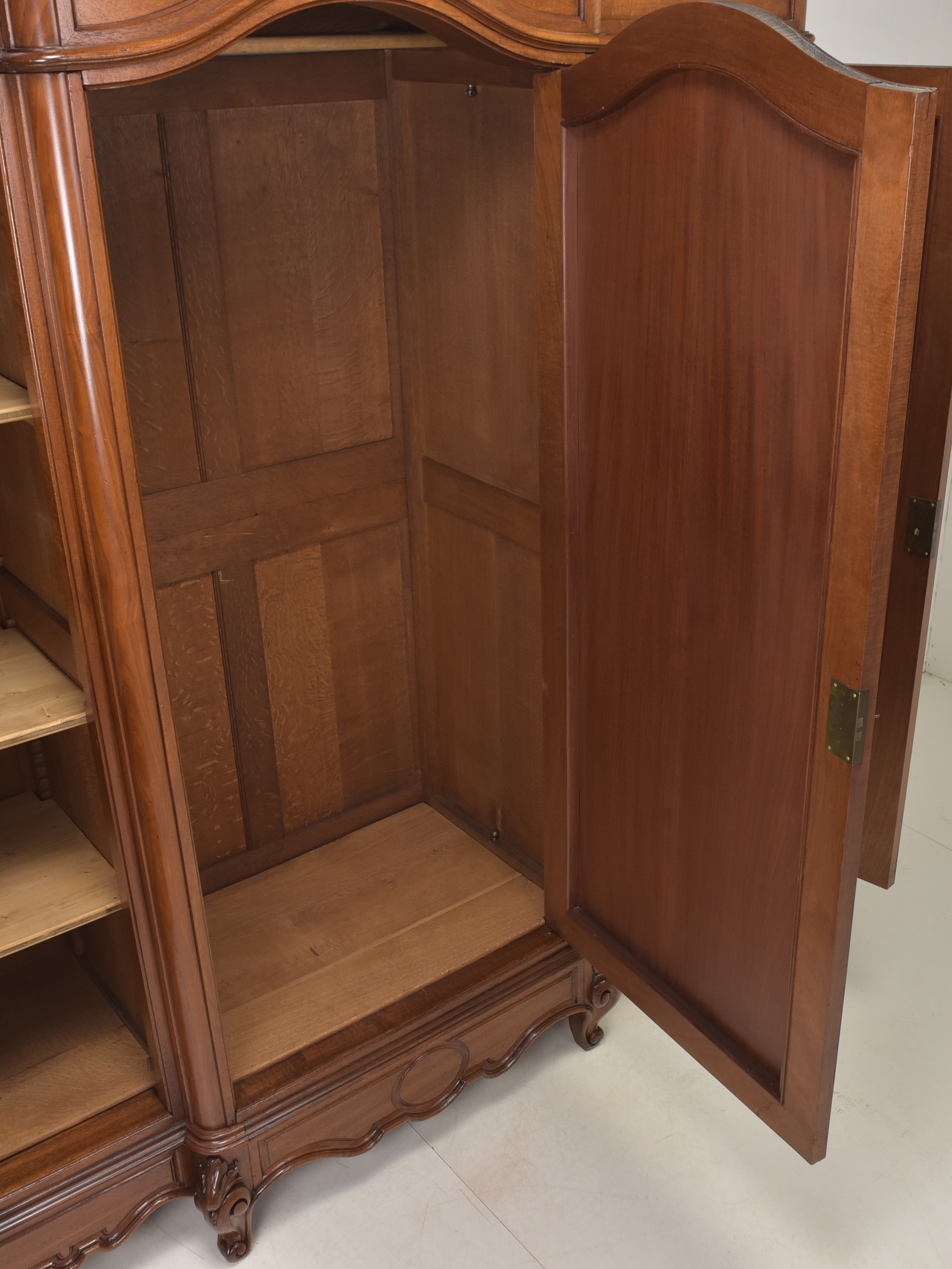 ANTIK! Großer XXL Kleiderschrank restauriert Mahagoni um 1910 Stange & Böden