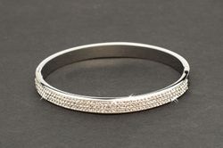armband-armreif-edelstahl-strass-as107-innen1.jpg armband-armreif-edelstahl-strass-as107-innen1.jpg