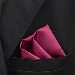 einstecktuch-anzug-et01-mittleresviolettrot-innen2.jpg einstecktuch-anzug-et01-mittleresviolettrot-innen2.jpg