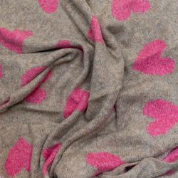 schal-dreiecksschal-herz-ws109-innen3-beigepink.jpg schal-dreiecksschal-herz-ws109-innen3-beigepink.jpg