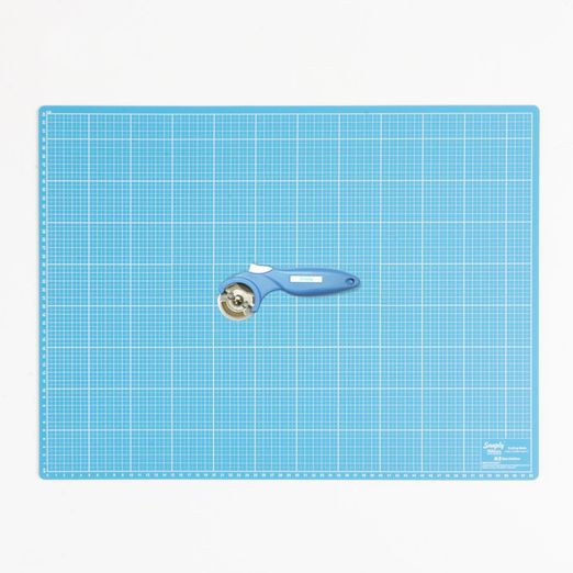 Tapis de découpe A2 + cutter rotatif gratuit Tapis de découpe A2 + cutter rotatif gratuit