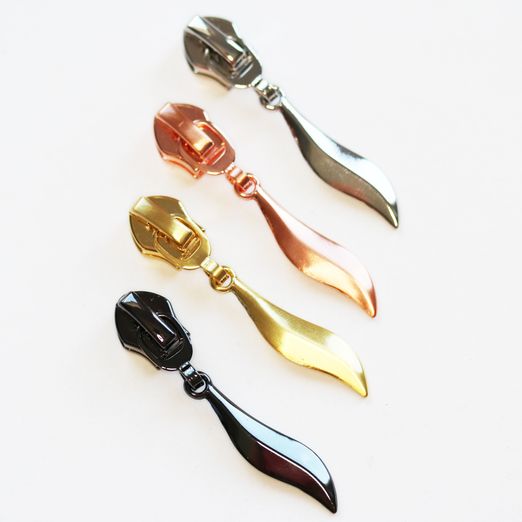 Zipper mit Blatt - für 4mm Raupe