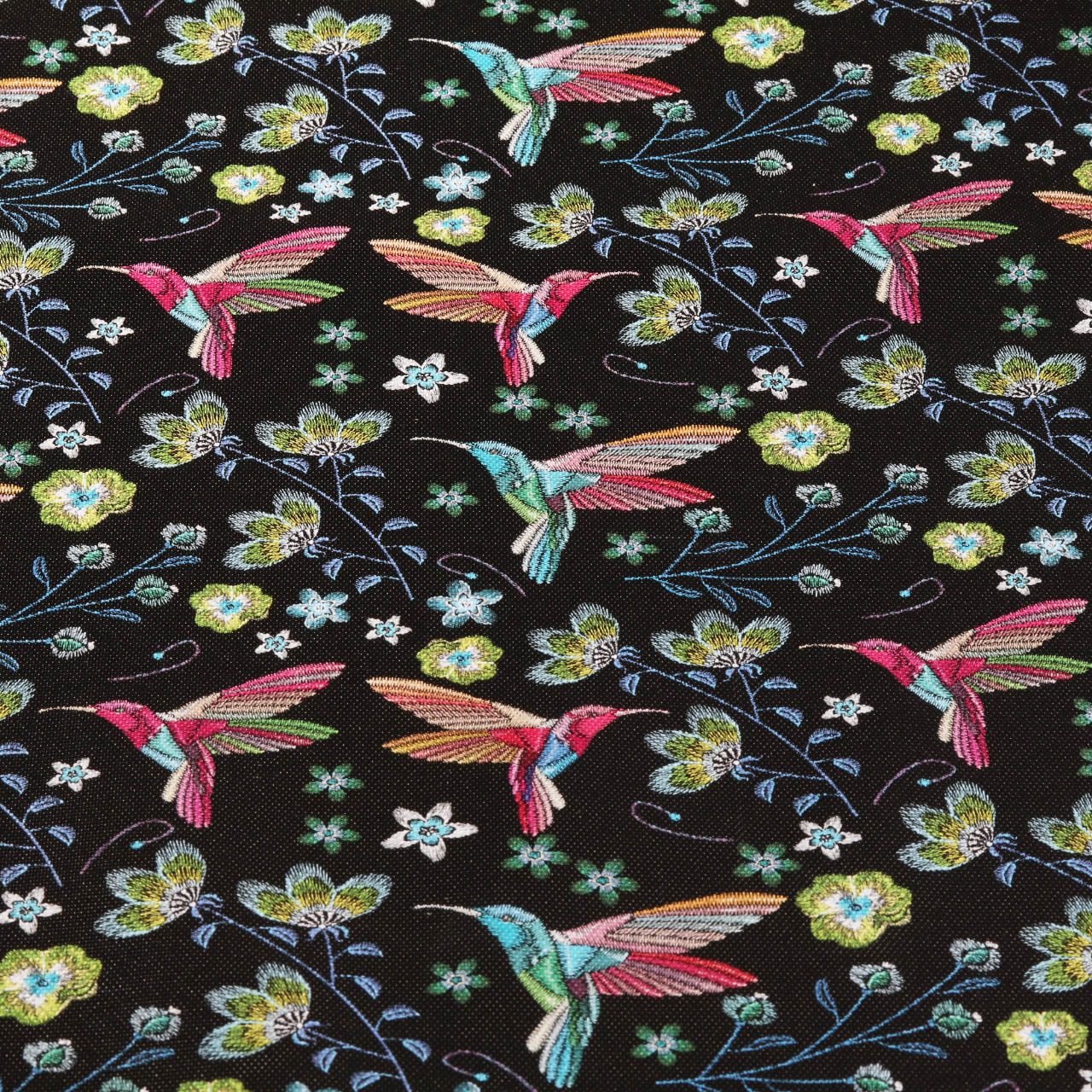 Simili synthétique - Effet brodé Colibris - Noir au mètre -0 Simili synthétique - Effet brodé Colibris - Noir au mètre -0