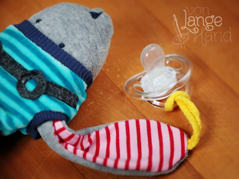 Kuscheltier und Schnullerhalter Hoodiehase - eBook-4 Kuscheltier und Schnullerhalter Hoodiehase - eBook-4