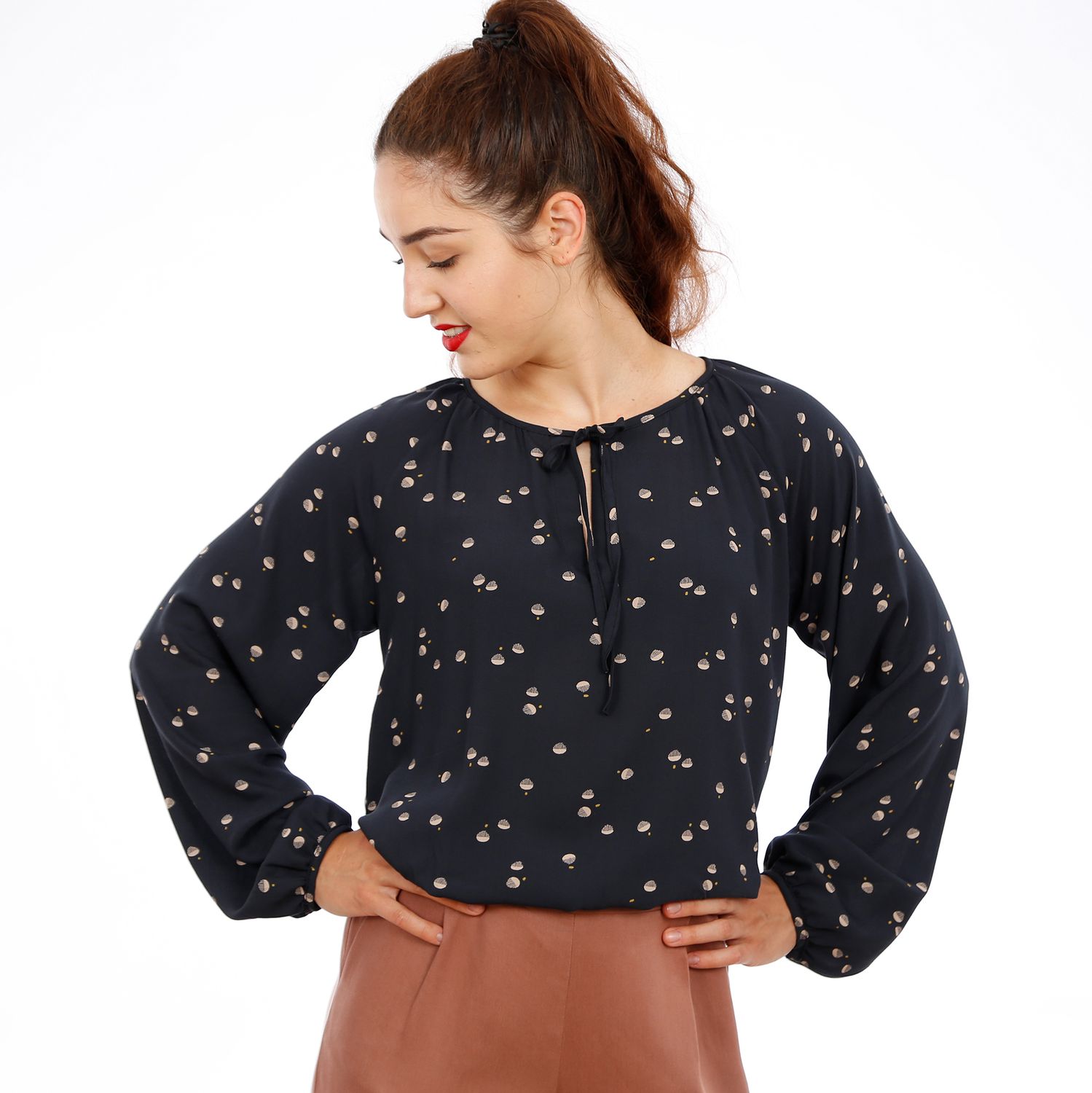 Bluse - FRAU KRISSI - Schnittmuster eBook-2 Bluse - FRAU KRISSI - Schnittmuster eBook-2