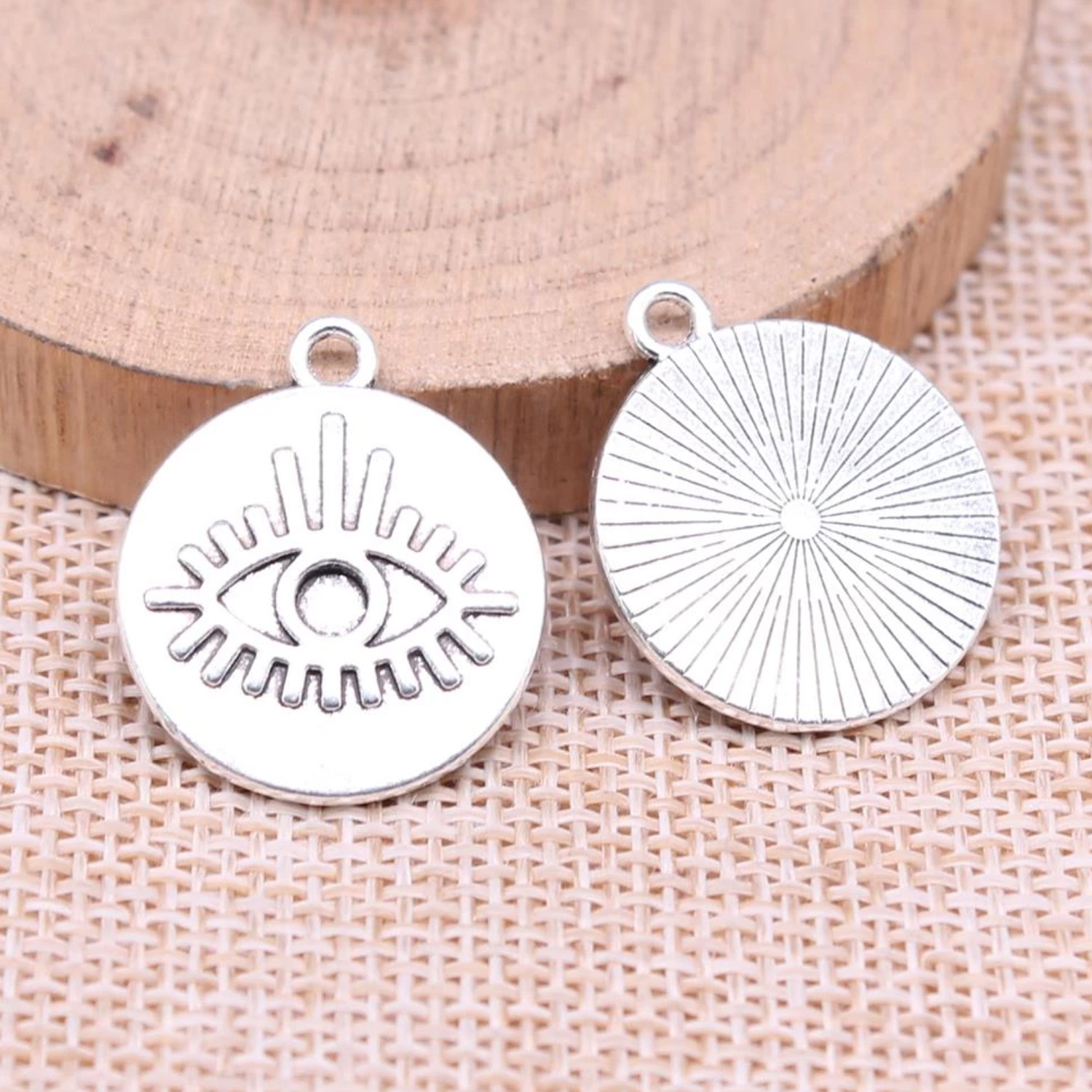 Charm - pendentif - œil sur fond rond - 1 pièce-0 Charm - pendentif - œil sur fond rond - 1 pièce-0