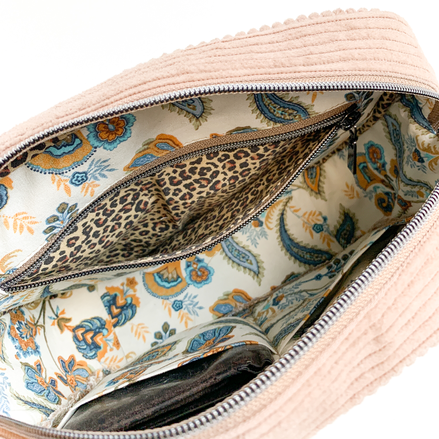 Umhängetasche 'Cambag Tessa Large' von creaResa *Taschenstar*-4 Umhängetasche 'Cambag Tessa Large' von creaResa *Taschenstar*-4