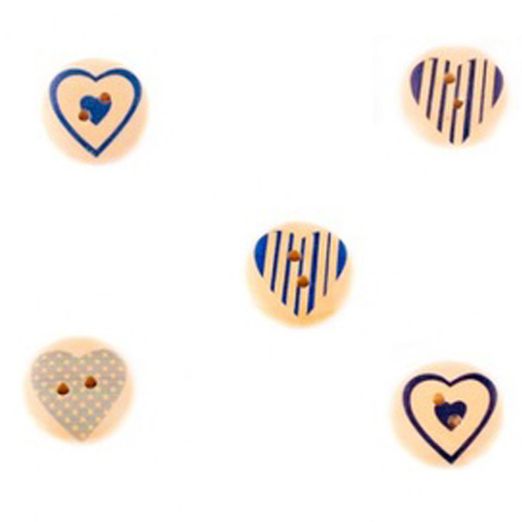 Bouton en bois avec motif coeur 2 cm Bouton en bois avec motif coeur 2 cm