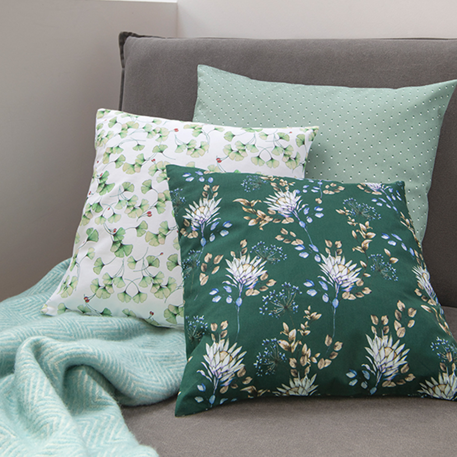 Coton Gütermann - Collection brillante Fleurs de chardon Vert-3 Coton Gütermann - Collection brillante Fleurs de chardon Vert-3