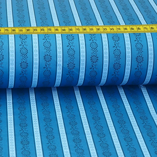 Trachtenstoff - Baumwollsatin Dirndl Design "Amelie" Blau Trachtenstoff - Baumwollsatin Dirndl Design "Amelie" Blau