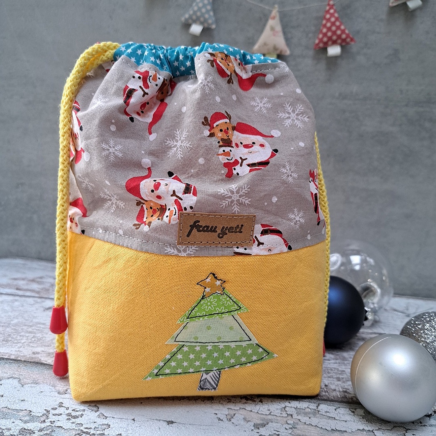 Baumwolle Webware - Weihnachtsmänner Grau-1 Baumwolle Webware - Weihnachtsmänner Grau-1