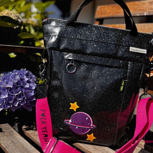 Elsbag aus Glitzer Vinyl Soft von Nadelsport *Taschenstar* Elsbag aus Glitzer Vinyl Soft von Nadelsport *Taschenstar*